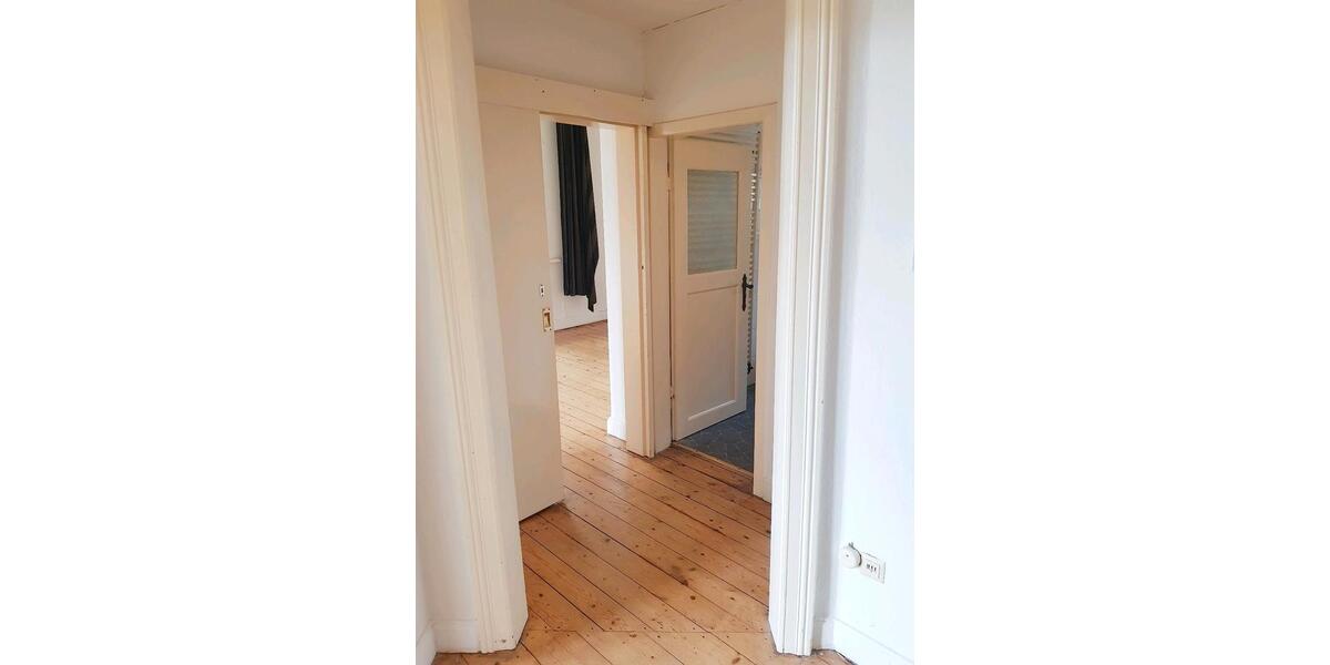 Hochparterre Detmold Hiddesen - 3 Zimmer, 96 m&sup2;, 730&euro; | Angebot:26697846