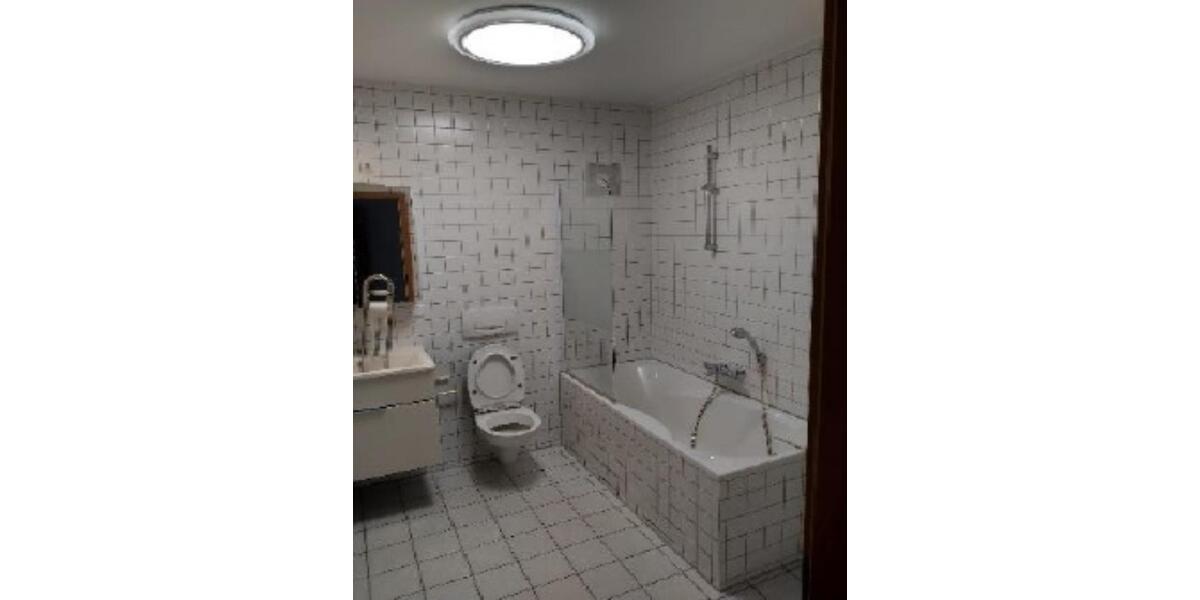 Dachgeschoßwohnung Forst (Lausitz) - 3 Zimmer, 98 m&sup2;, 735&euro; | Angebot:25366506