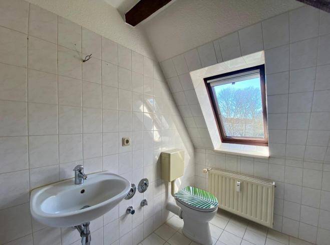 Etagenwohnung Oschersleben - 3 Zimmer, 66 m&sup2;, 330&euro; | Angebot:26108631