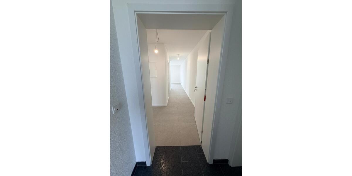 Etagenwohnung Butzbach - 3 Zimmer, 77 m&sup2;, 1.100&euro; | Angebot:25905301