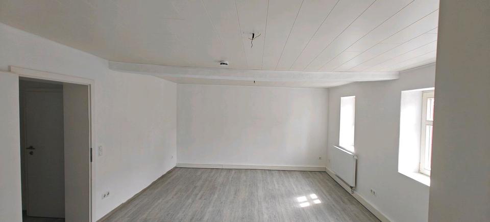 Etagenwohnung Homberg (Ohm) - 3 Zimmer, 76 m&sup2;, 620&euro; | Angebot:26603093