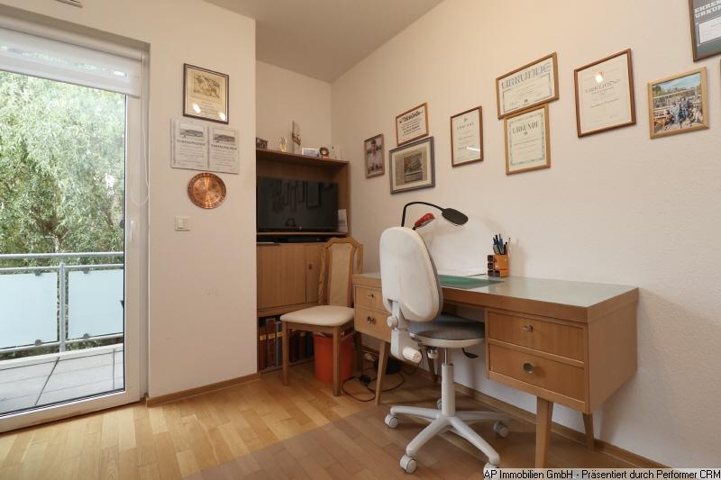 WOHNTRAUM IN HARXHEIM - 3 Zimmer, Balkon, TG-Stellplatz, 93 m² zimmer