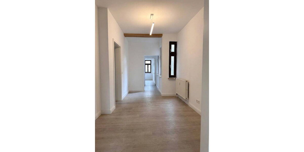 Etagenwohnung Apolda - 3 Zimmer, 87 m&sup2;, 770&euro; | Angebot:26257625