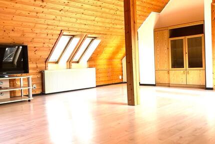 Wohnung Rosengarten - 2.5 Zimmer, 65 m&sup2;, 902&euro; | Angebot:24982206