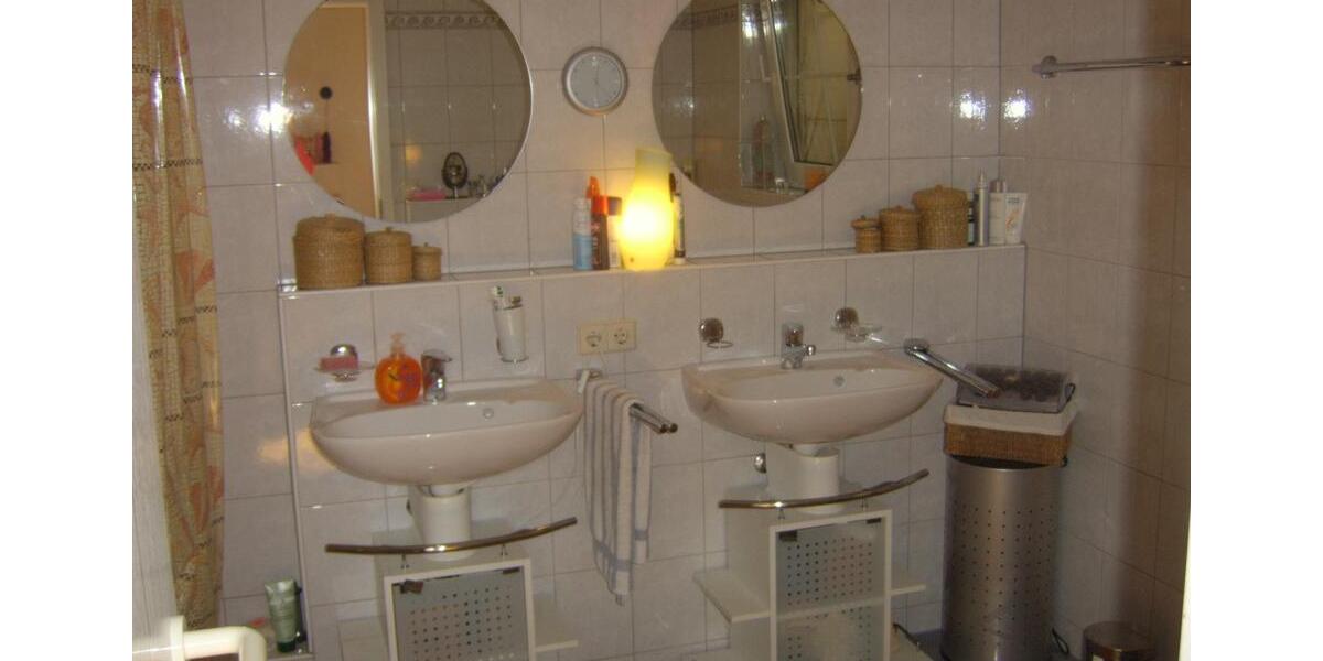 Erdgeschoßwohnung Unterkirnach - 2.5 Zimmer, 80 m&sup2;, 720&euro; | Angebot:25855230