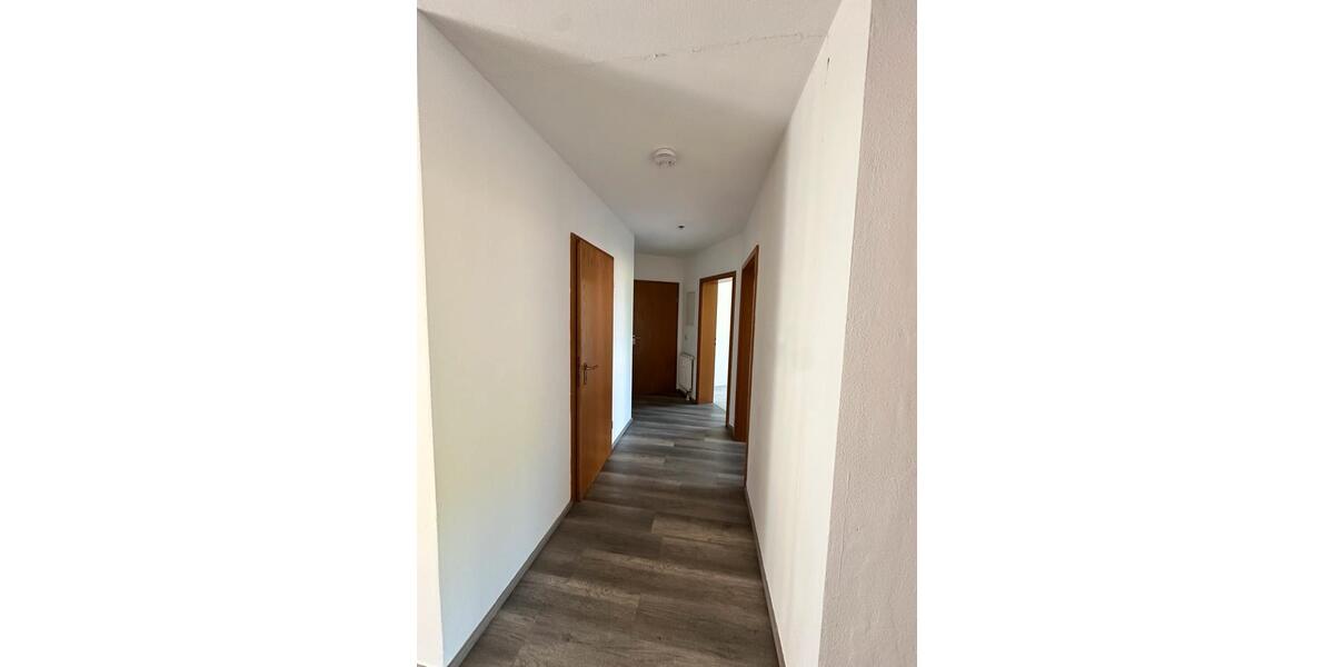 Etagenwohnung Meitingen - 5 Zimmer, 100 m&sup2;, 1.475&euro; | Angebot:26442375