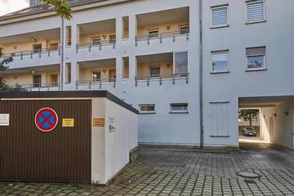 FREI Ab 15.01.26 3,5-Raum-Galerie-Wohnung (Balkon, EBK) in Erfurt 3 zimmer