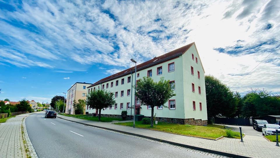 Etagenwohnung Ronneburg - 3 Zimmer, 66 m&sup2;, 348&euro; | Angebot:26262226