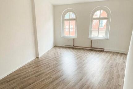 Wohnung Halle (Saale) - 1 Zimmer, 52 m&sup2;, 480&euro; | Angebot:27628171