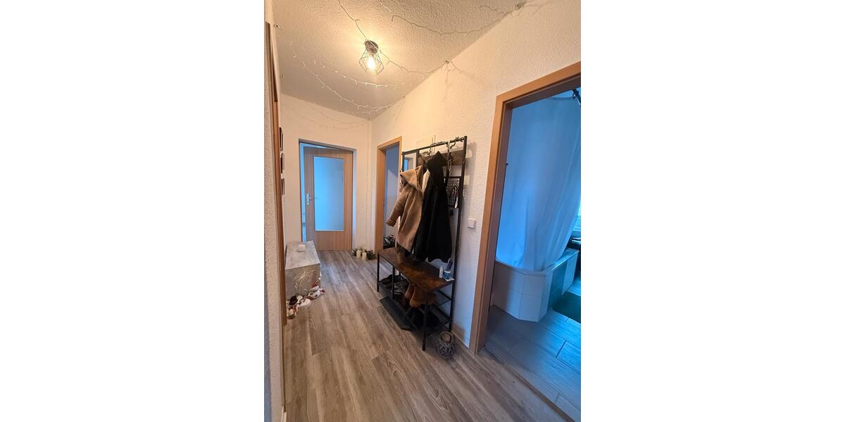 4-Raum-Wohnung mit Balkon – abzugeben 4 zimmer