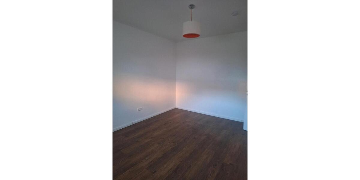 Erdgeschoßwohnung Hiddenhausen - 3 Zimmer, 83 m&sup2;, 750&euro; | Angebot:25947631