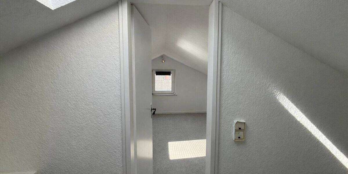 Einfamilienhaus Berlin Lichtenrade - 5 Zimmer, 120 m&sup2;, 1.550&euro; | Angebot:26124844