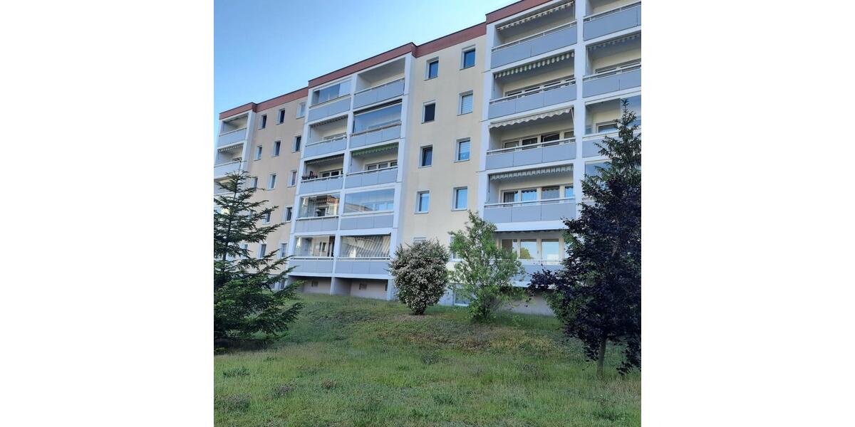 Etagenwohnung Großenhain - 3 Zimmer, 67 m&sup2;, 434&euro; | Angebot:24877913