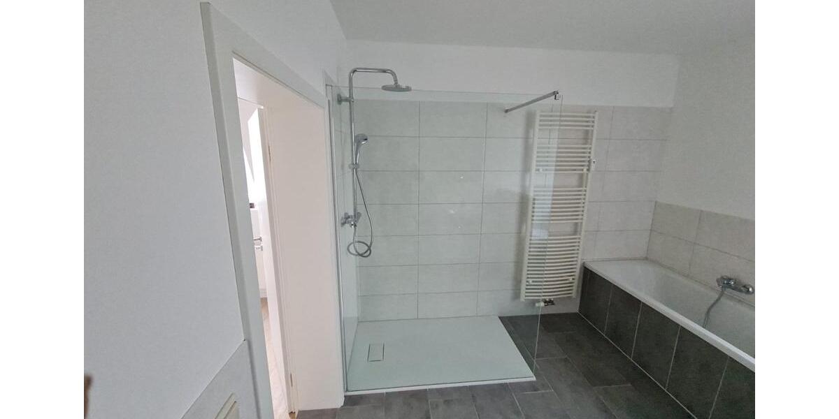 Dachgeschoßwohnung Artern - 3 Zimmer, 105 m&sup2;, 600&euro; | Angebot:21974663