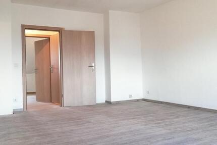 Wohnung Saarbrücken - 3 Zimmer, 70 m&sup2;, 560&euro; | Angebot:25838102