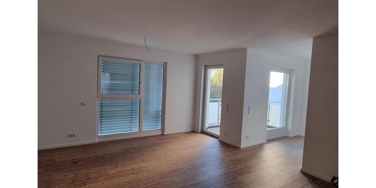 Etagenwohnung Kenn - 3 Zimmer, 95 m&sup2;, 1.200&euro; | Angebot:26462262