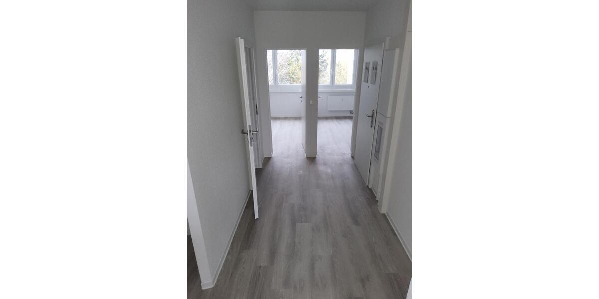 Etagenwohnung Frankfurt (Oder) Beresinchen - 4 Zimmer, 70 m&sup2;, 564&euro; | Angebot:24784218
