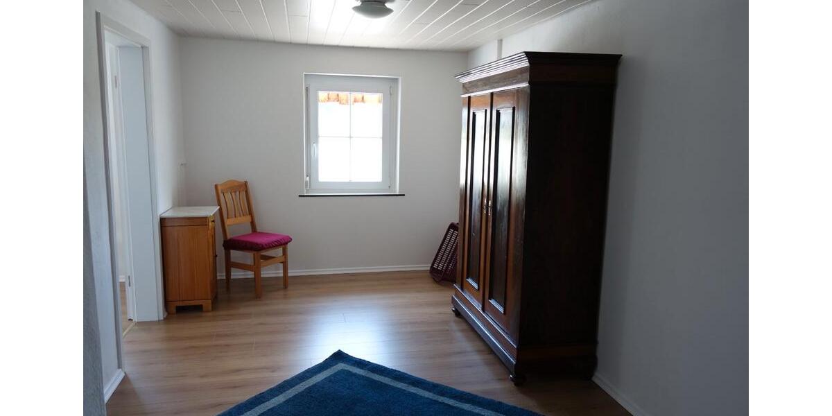 Etagenwohnung Isny im Allgäu - 3 Zimmer, 100 m&sup2;, 400&euro; | Angebot:26415187