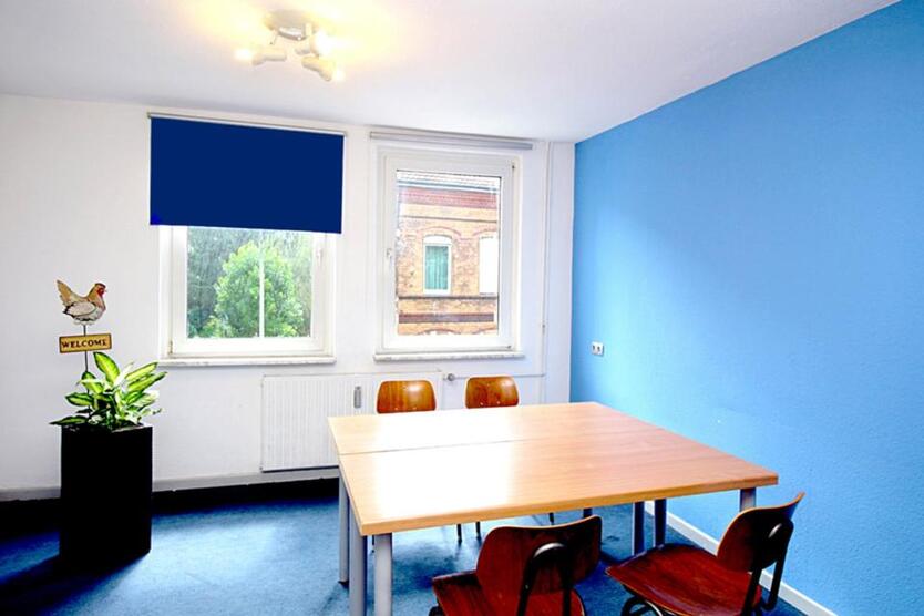 Firmensitz, Geschäftsadresse, Briefkasten, Post-Service, (16) Coworking+optional Einzel-Büro zimmer