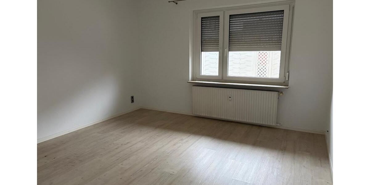 TRAUMWOHNUNG AHLTEN FREI EG Garten Terrasse Einbauküche Garage 3 zimmer