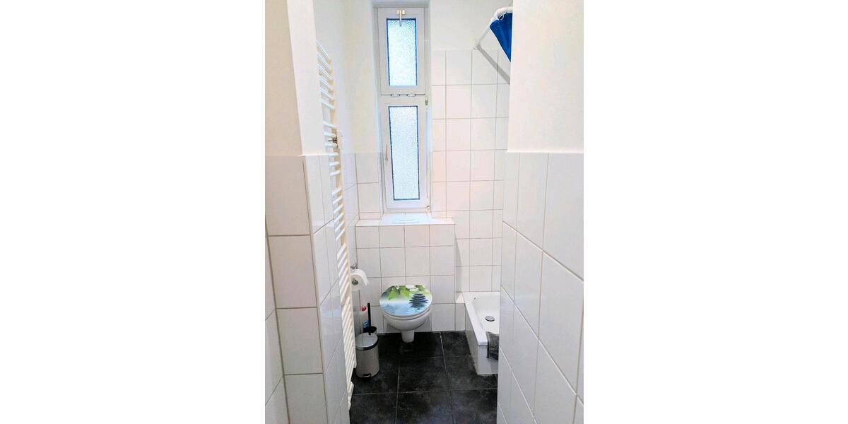Etagenwohnung Wiesbaden Biebrich - 2 Zimmer, 41 m&sup2;, 1.000&euro; | Angebot:26688927