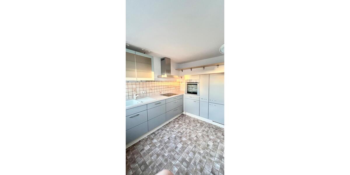 Dachgeschoßwohnung Ebergötzen - 4 Zimmer, 89 m&sup2;, 750&euro; | Angebot:26644672