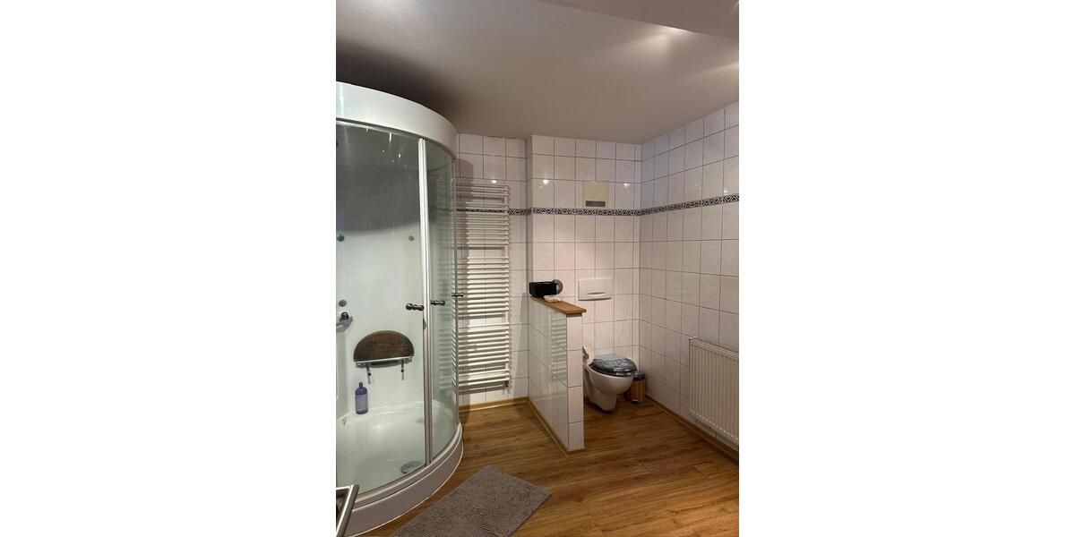 Etagenwohnung Untergriesbach - 4 Zimmer, 117 m&sup2;, 950&euro; | Angebot:25378301
