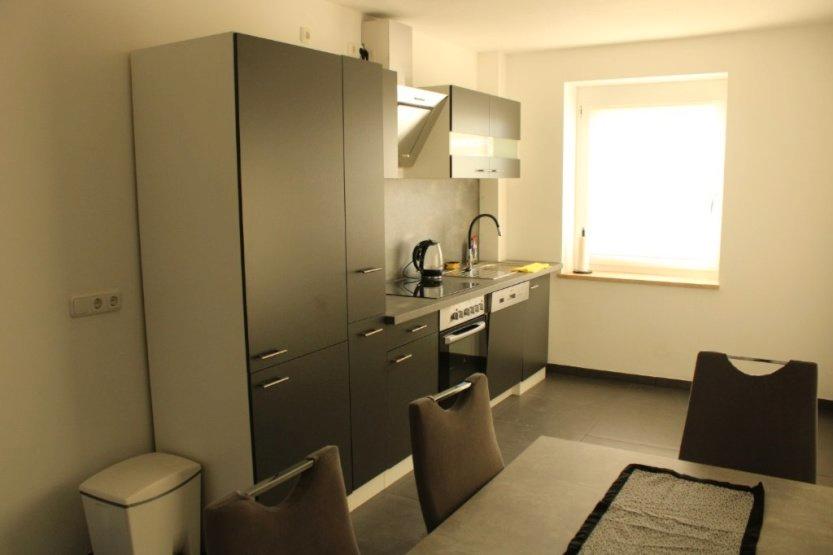 Wohnen auf Zeit Augsburg Bärenkeller - 4 Zimmer, 117 m&sup2;, 350&euro; | Angebot:26142513
