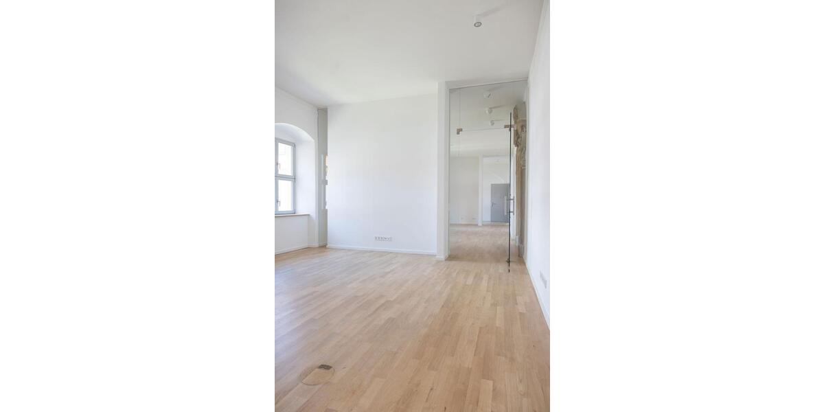 Etagenwohnung Bamberg Am Bruderwald - 3 Zimmer, 283 m&sup2;, 3.990&euro; | Angebot:23433702