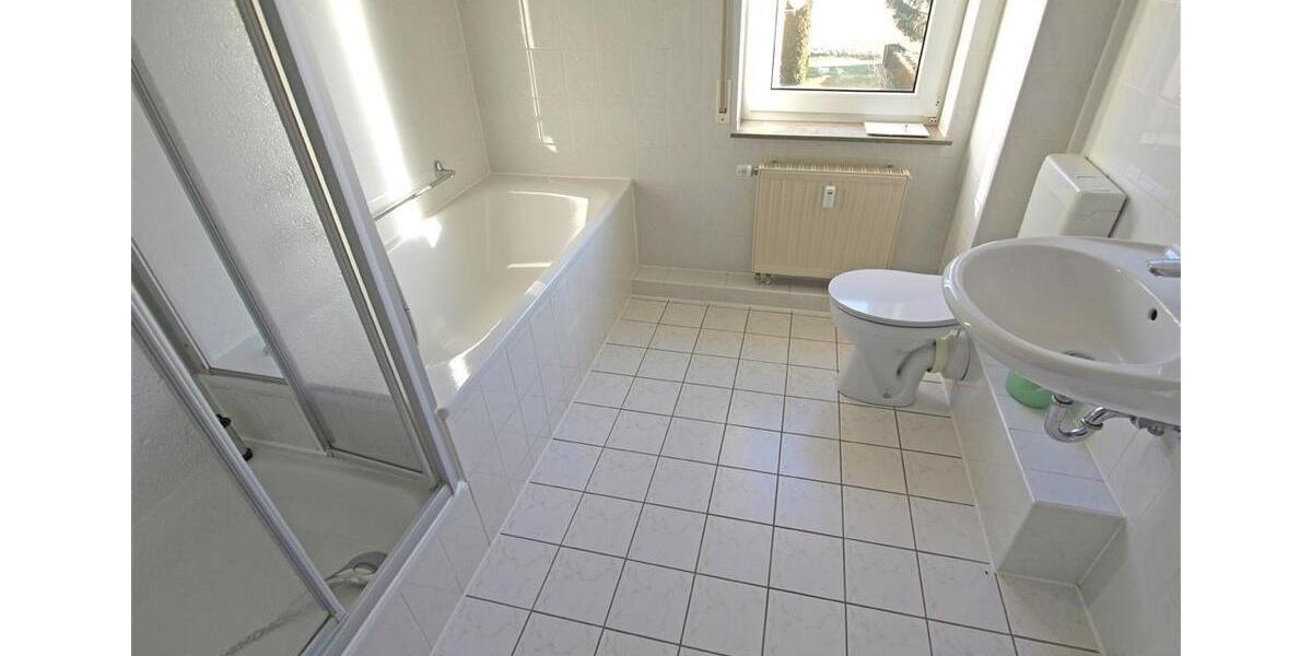 Dachgeschoßwohnung Hainichen - 3 Zimmer, 70 m&sup2;, 398&euro; | Angebot:24144480