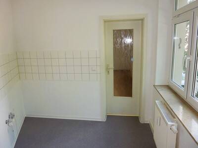 Etagenwohnung Weißenfels - 4 Zimmer, 81 m&sup2;, 450&euro; | Angebot:25669899