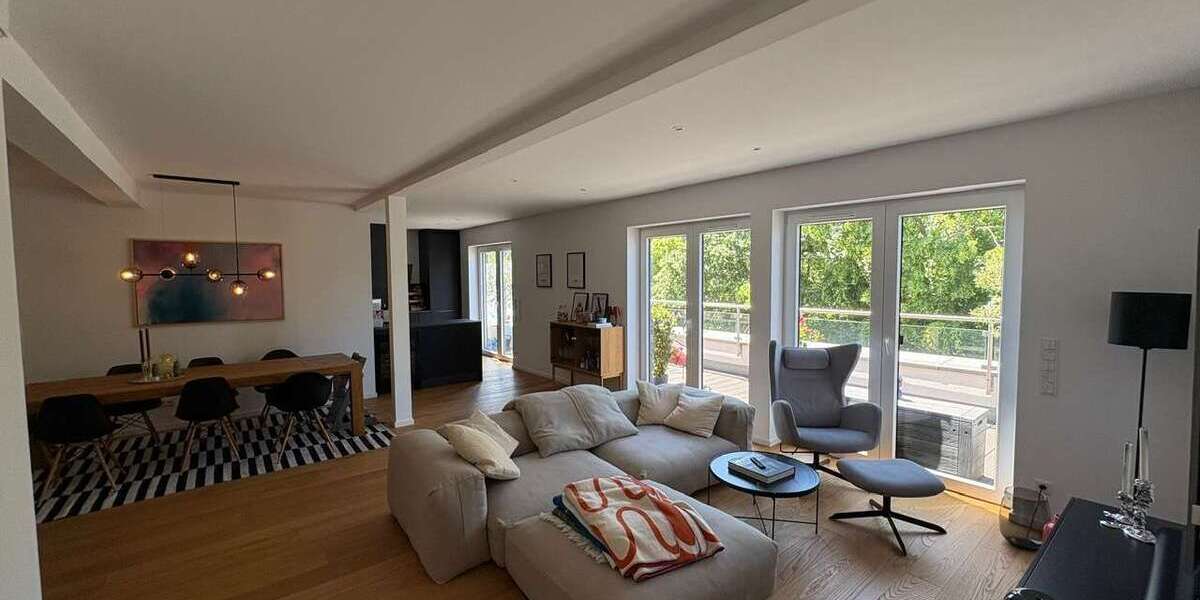 Etagenwohnung Krefeld-Bockum Bockum - 4 Zimmer, 142 m&sup2;, 2.025&euro; | Angebot:26719259