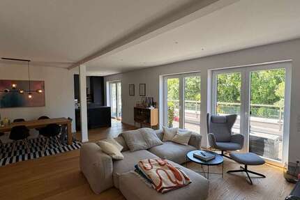 Wohnung Krefeld-Bockum Bockum - 4 Zimmer, 142 m&sup2;, 2.025&euro; | Angebot:26719259