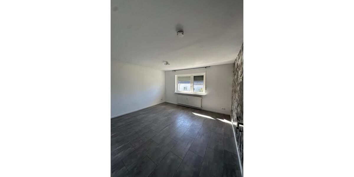 Etagenwohnung Hösbach - 3 Zimmer, 82 m&sup2;, 950&euro; | Angebot:26535731