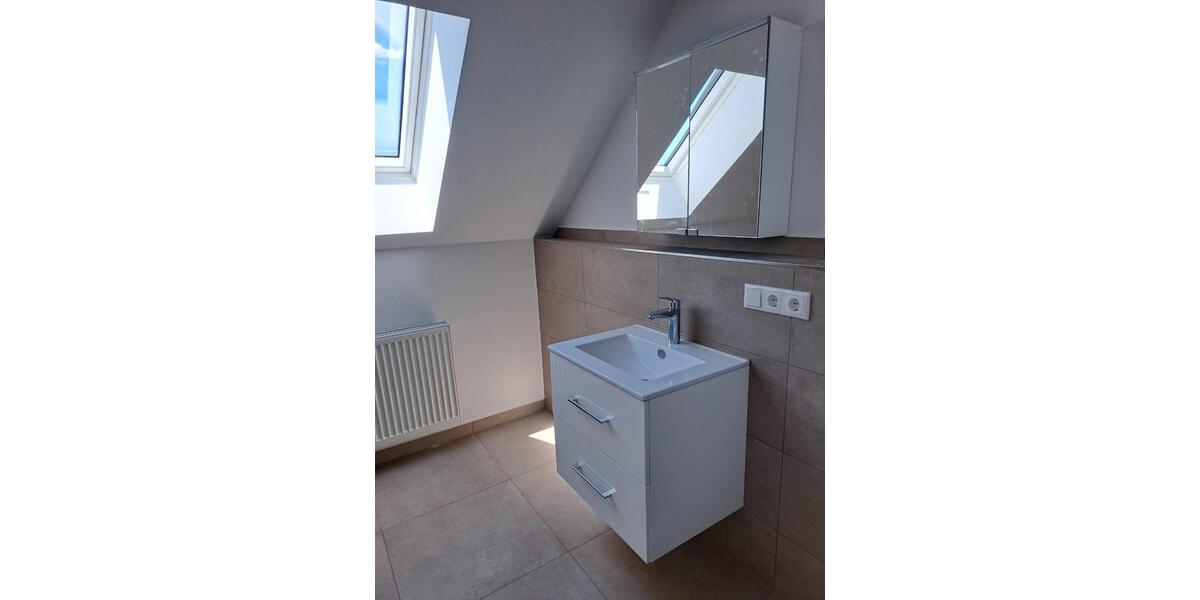 Dachgeschoßwohnung Freigericht - 2 Zimmer, 67 m&sup2;, 780&euro; | Angebot:26687535