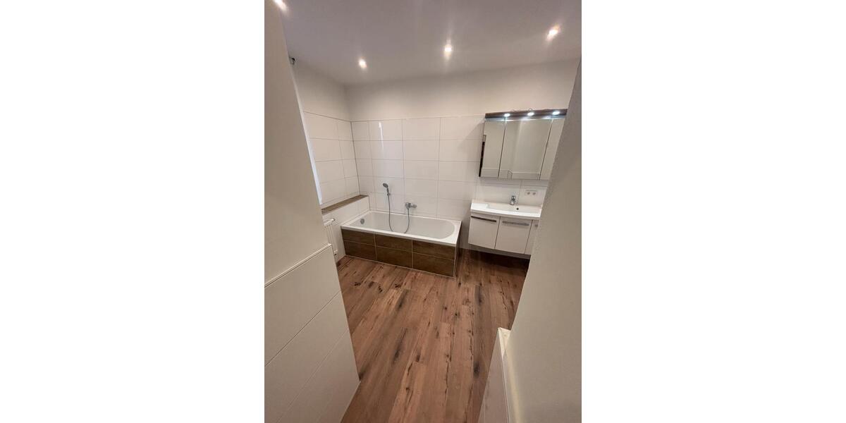 Erdgeschoßwohnung Furth im Wald - 5 Zimmer, 125 m&sup2;, 650&euro; | Angebot:25804182