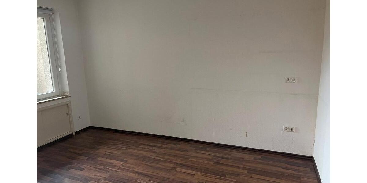 Etagenwohnung Duisburg - 3 Zimmer, 110 m&sup2;, 1.096&euro; | Angebot:26310453