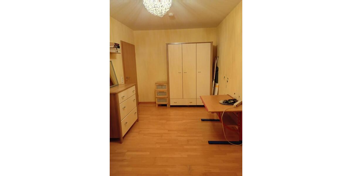 Etagenwohnung Merzig - 4 Zimmer, 125 m&sup2;, 380&euro; | Angebot:24745430