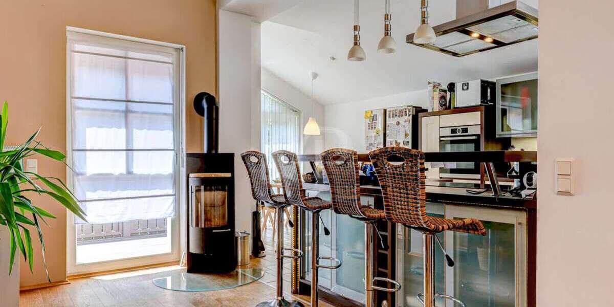 Haus zum Mieten in Kronberg im Taunus 2.800 € 180 m² 5 zimmer