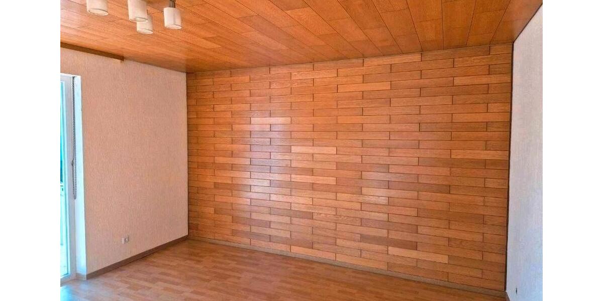 Etagenwohnung Saarbrücken West - 3 Zimmer, 70 m&sup2;, 570&euro; | Angebot:26573105