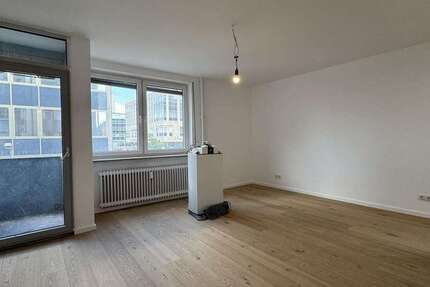 Wohnung Frankfurt am Main Innenstadt - 1 Zimmer, 33 m&sup2;, 760&euro; | Angebot:26661113