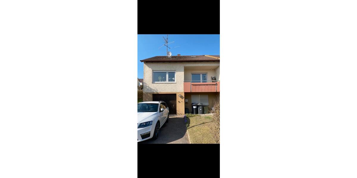 Doppelhaushälfte Laichingen - 6 Zimmer, 160 m&sup2;, 1.500&euro; | Angebot:26678211