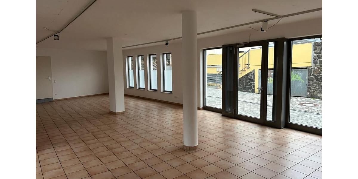 Gewerbeobjekt Butzbach - 1.000&euro; | Angebot:23390352