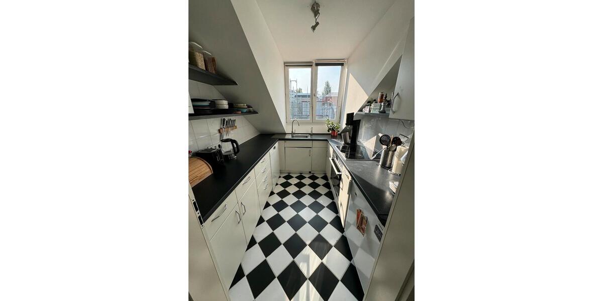 Dachgeschoßwohnung München Schwabing-Freimann - 2 Zimmer, 60 m&sup2;, 2.100&euro; | Angebot:25932566