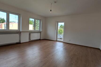 Helle 3-Zimmer-Wohnung in kreativer Hausgemeinschaft