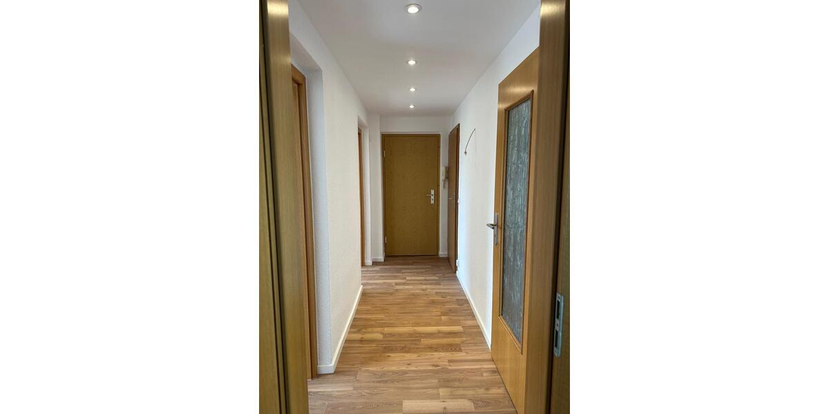 Hochparterre Geithain - 3 Zimmer, 60 m&sup2;, 500&euro; | Angebot:26544902