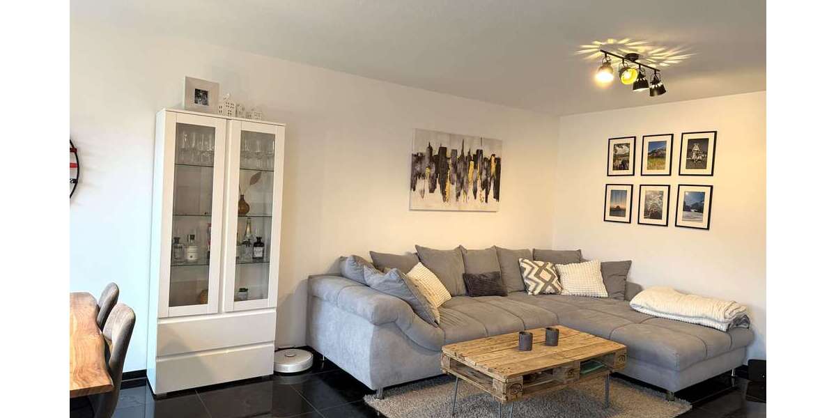 Etagenwohnung Pfaffenhofen - 3 Zimmer, 70 m&sup2;, 1.090&euro; | Angebot:26106184