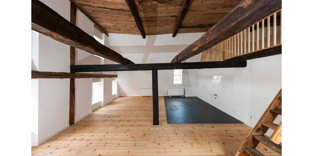 wunderschöne große Wohnung mit Galerie in Güstrow 3 zimmer