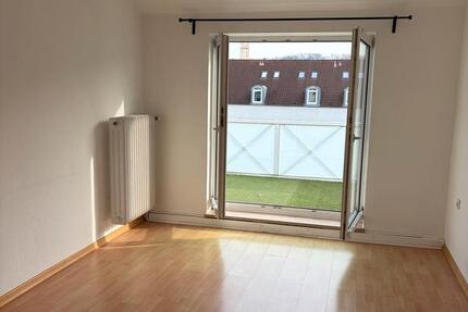 Wohnen auf Zeit Bielefeld - 3 Zimmer, 90 m&sup2;, 400&euro; | Angebot:25864036