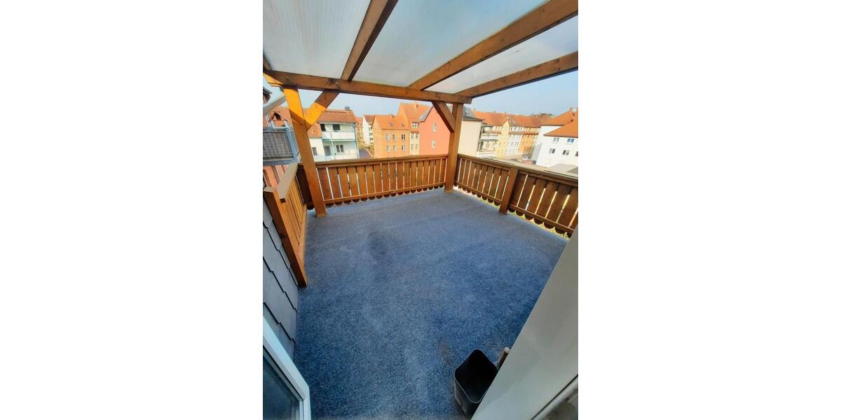 Dachgeschoßwohnung Eisenach - 4 Zimmer, 125 m&sup2;, 738&euro; | Angebot:25992448